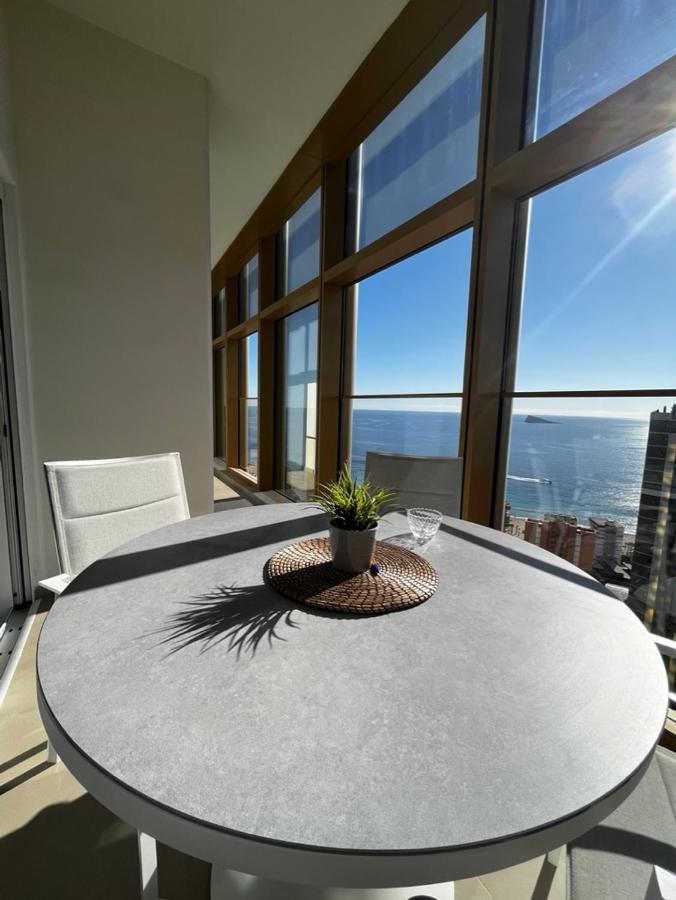 Sky Intempo Resort & Spa Benidorm Apartment Luaran gambar